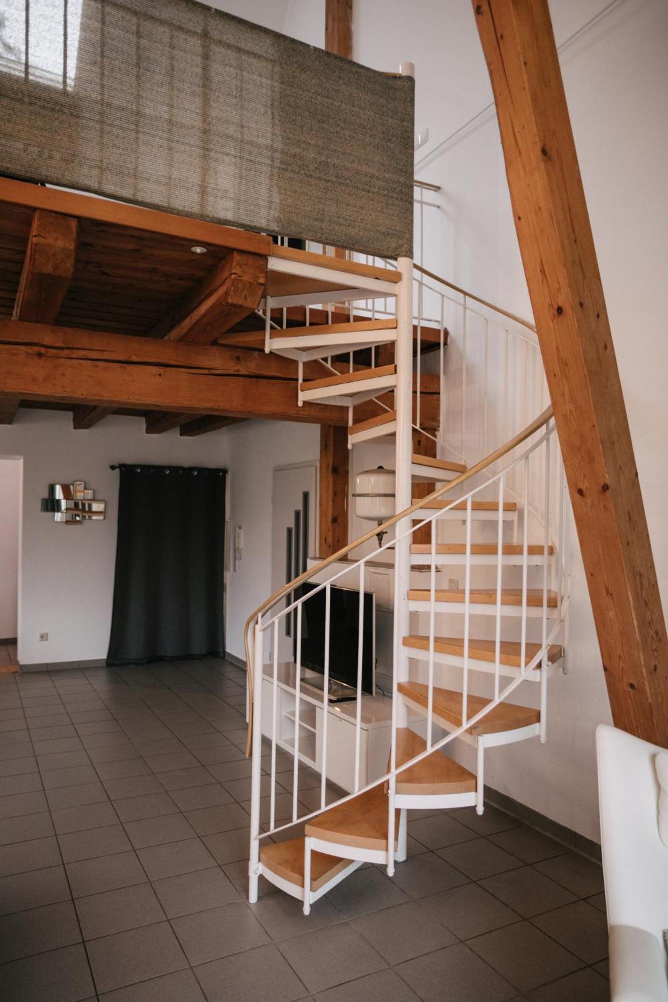 Eigenes Maisonettehaus In Idyllischer Lage Mit Balkon, Nahe Messe, 24H Self-Check In, Gratis Parken Schwabach Exterior foto